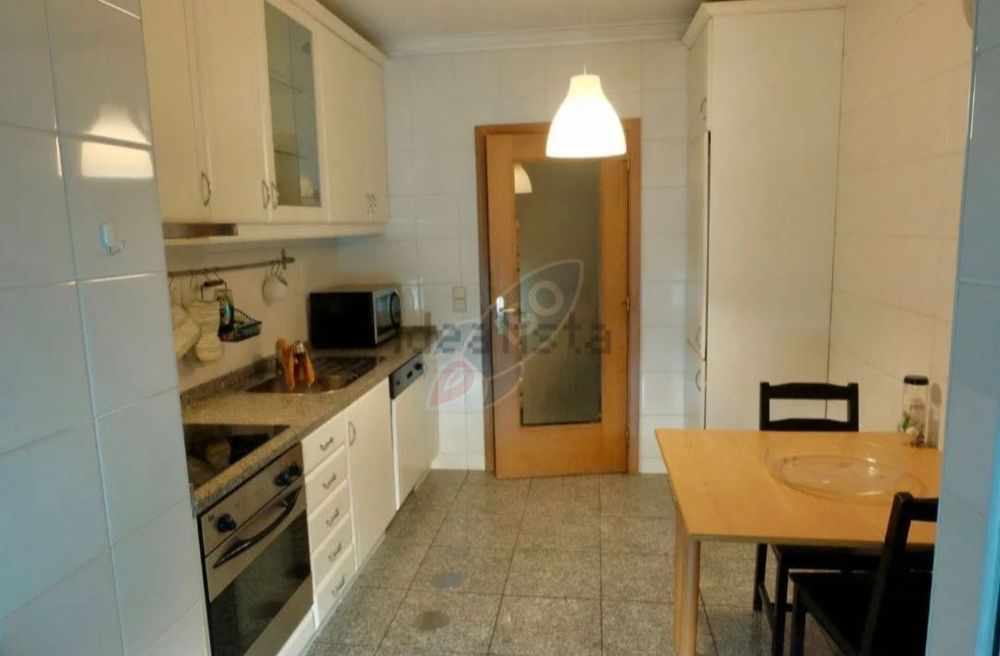 Apartamento T2 em Gaia