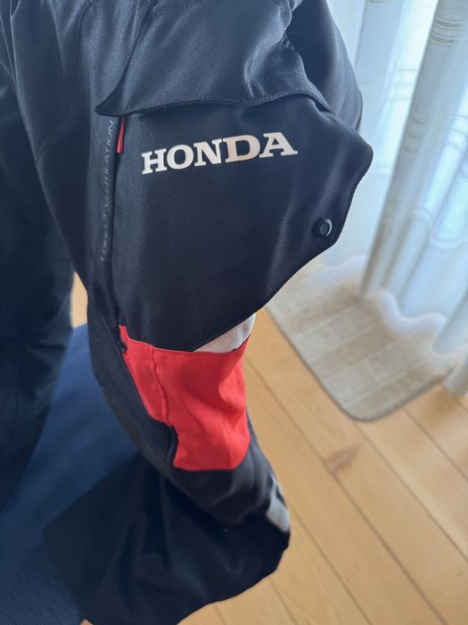 Vários artigos de moto Alpinestars (Honda)