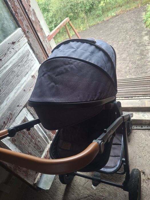 Дитяча коляска 3 в 1