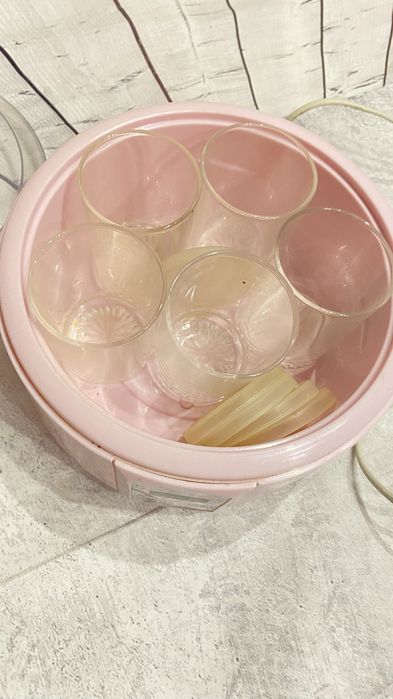 Йогуртниця 399 грн