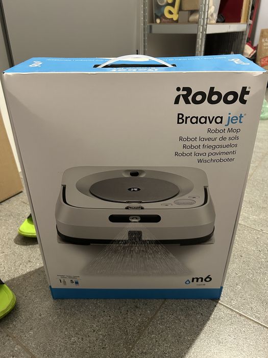 Robot mopujacy BRAAVA JET M6
