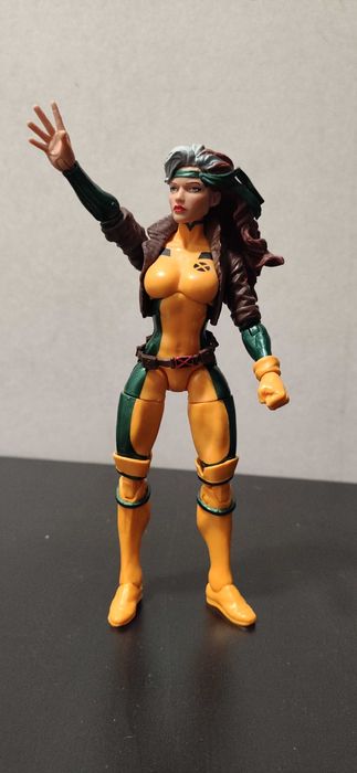 Figurka Marvel Legends Rogue (Juggernaut Wave)