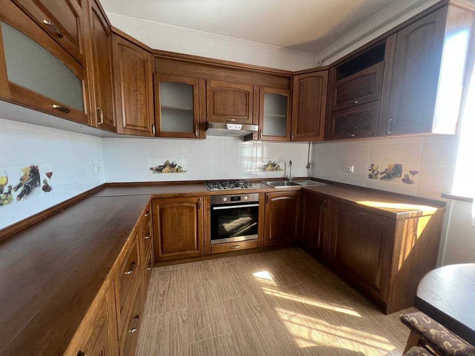 Продаж  БУДИНКУ 186 м2 з МІСЬКИМИ комунікаціями!