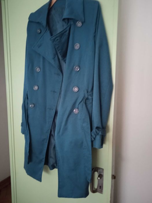 Casaco gabardine azul turquesa