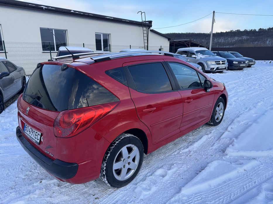 Peogeot 207 sw пежо 207