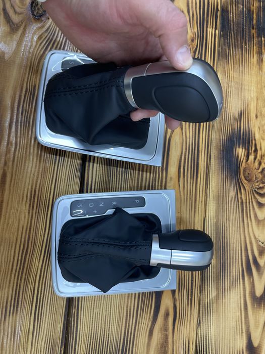 Селектор акпп з шкіряним чохлом Volkswagen  Passat B7 / CC