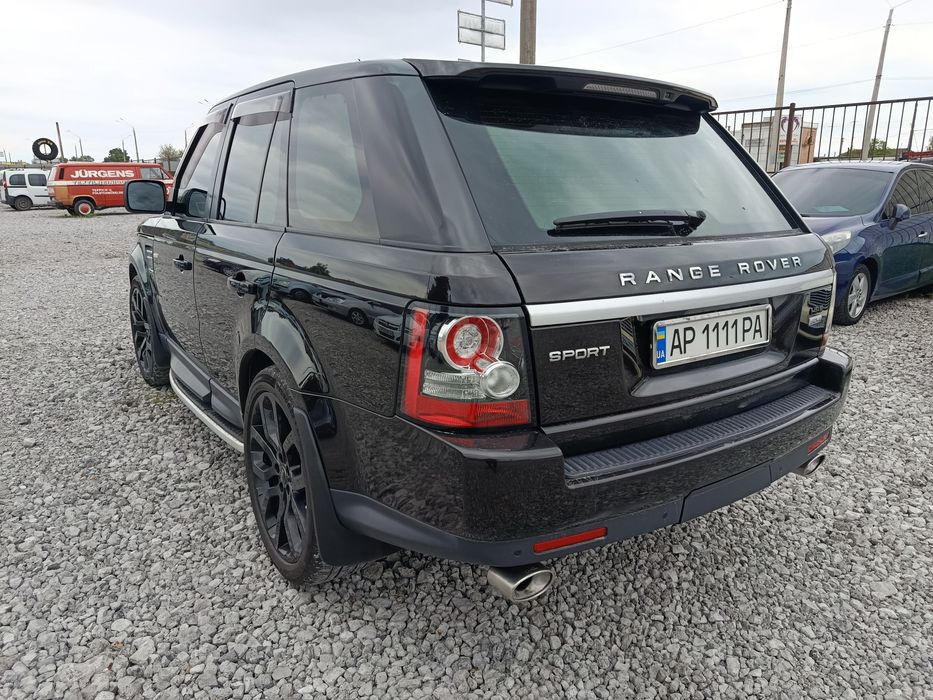 Range Rover Sport 2012 года 3.0 турбодизель полная комплектация в идеальном состоянии