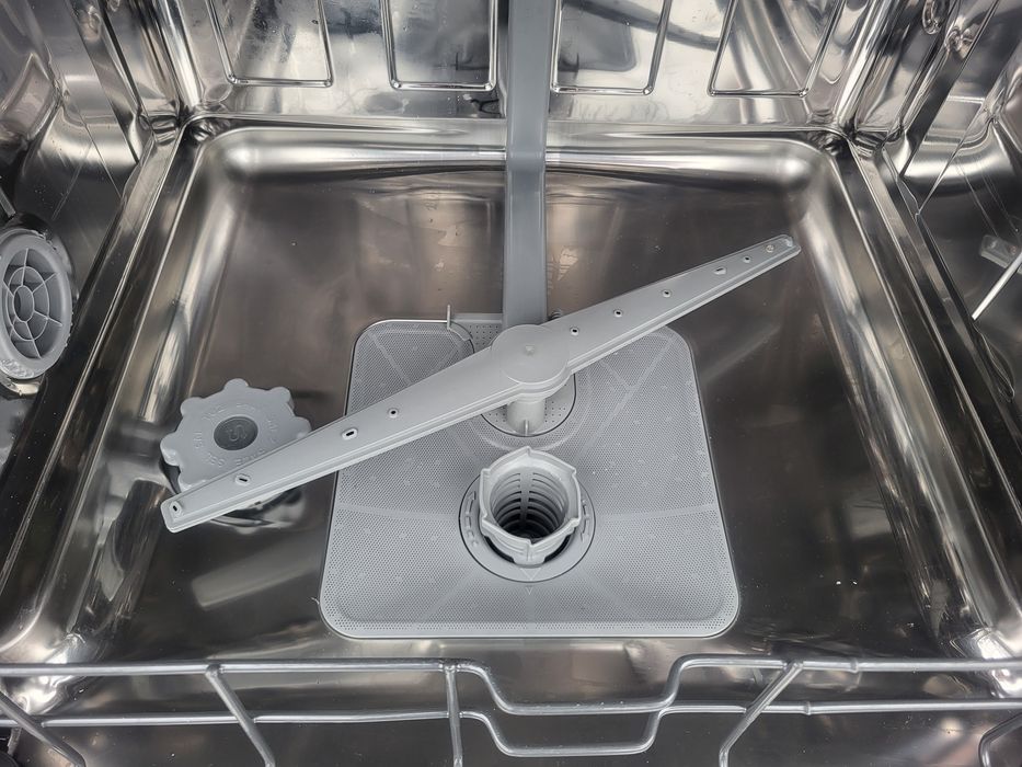 Máquinas de lavar loiça em INOX SEMI-NOVA com entrega