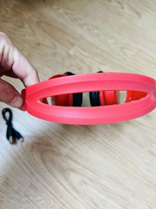 Наушники  Bluetooth KINDER