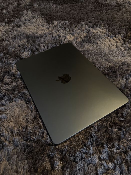 Macbook Air M2 - Stan Idealny