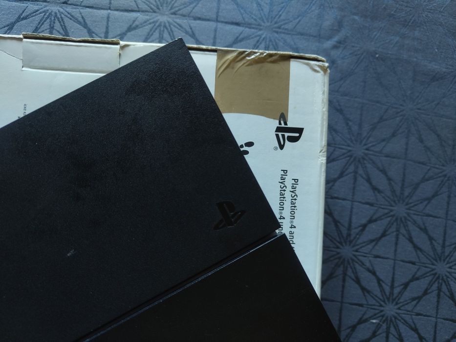 PlayStation 4 - PS4 Jailbreak!