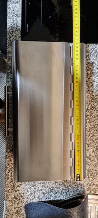 Caixa de pão  metálica