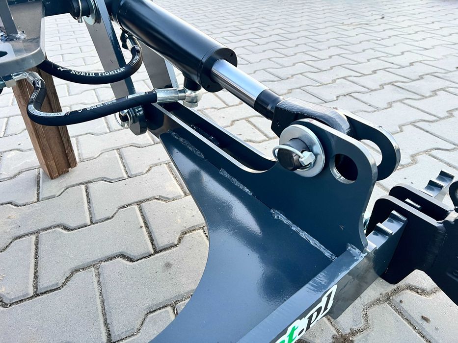 MASYWNY Tuz przedni do Ursus C360 podnośnik do Ursusa C330 C360 MASKI TUZ do C330 Przedni Tuz do Ursusa /Dostawa całe PL /---Dostępne od ręki!---