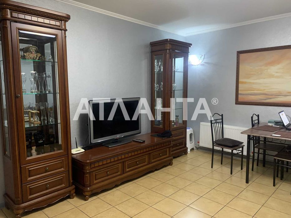Двокімнатна квартира, Соборна площа
