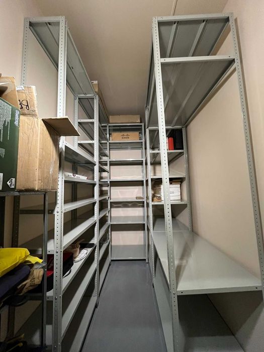 Стеллаж металлический на болтах архив в магазин офис производитель