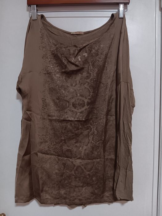 Blusa castanha/bege c/estampa