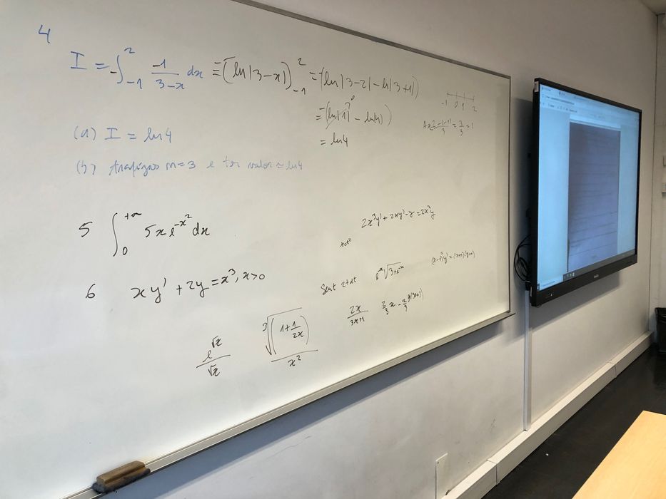 Explicações de Matemática Coimbra - Docente Universitário: FCTUC, FEUC e ISCAC.