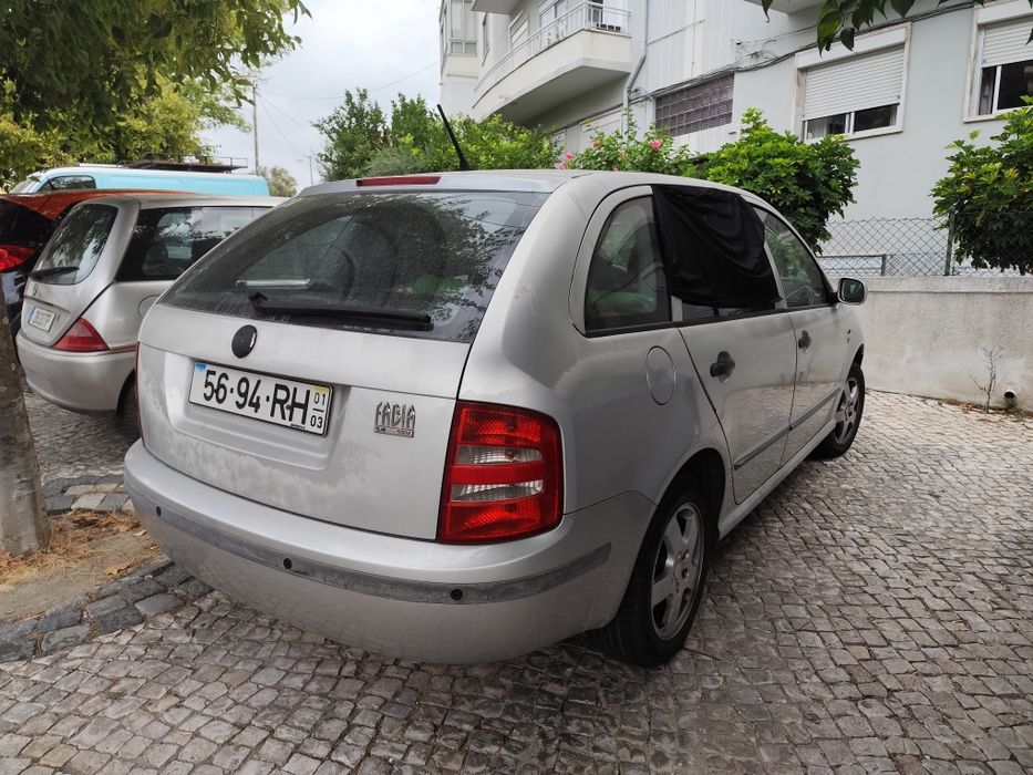 Vendo um Škoda Fabia