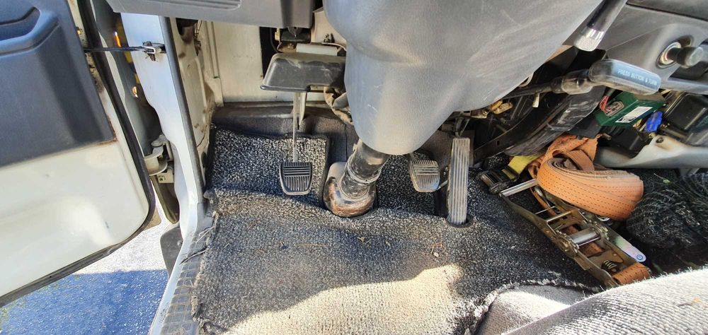 Toyota Dyna 150 Ligeiro mercadorias - bom estado