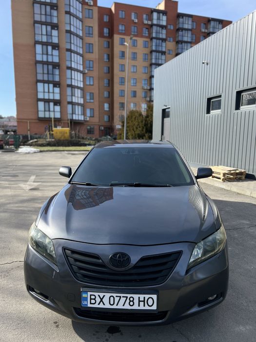 Продам Toyota Camry 40