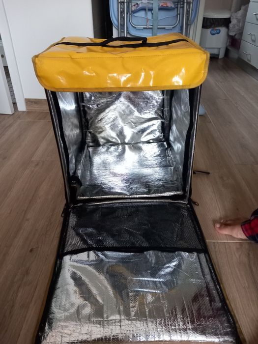 Mochila glovo impermeável