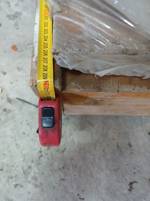 Продам міжкімнатні деревяні двері