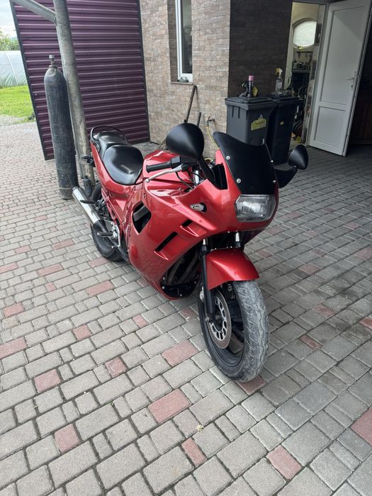 Мотоцикл сузукі 600