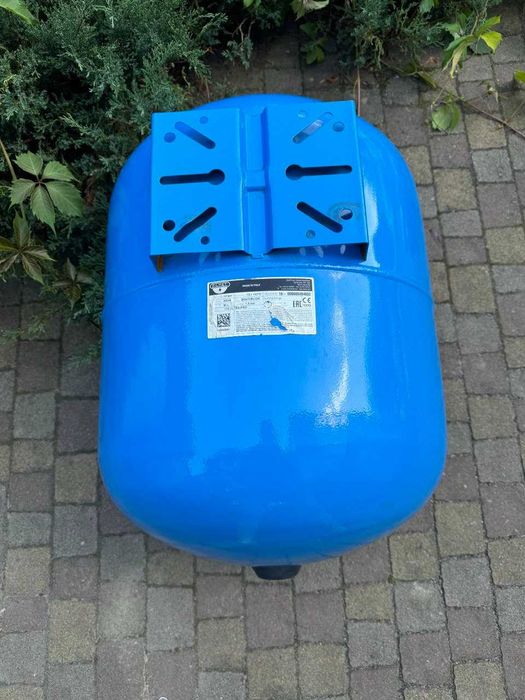 Гидроаккумулятор горизонтальный 80л и 25л (расширительный бак)