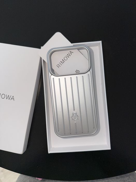 Чехол rimowa iphone 17 pro 18 про