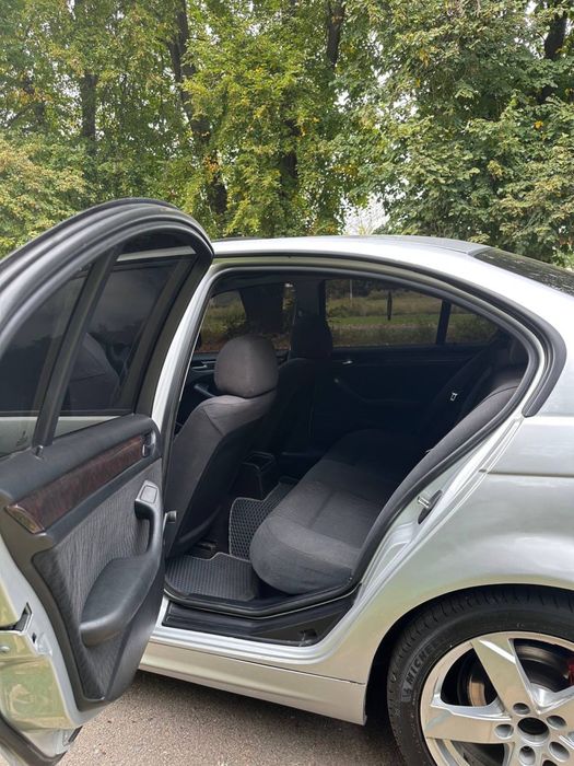 Продам bmw e46 318i