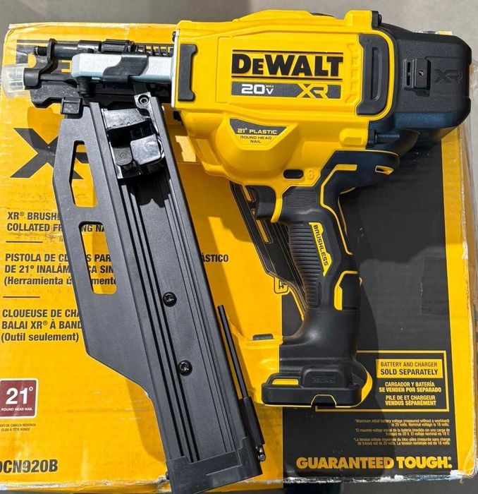 Gwoździarka DeWalt 21° DCN920B 20V OUTLET!