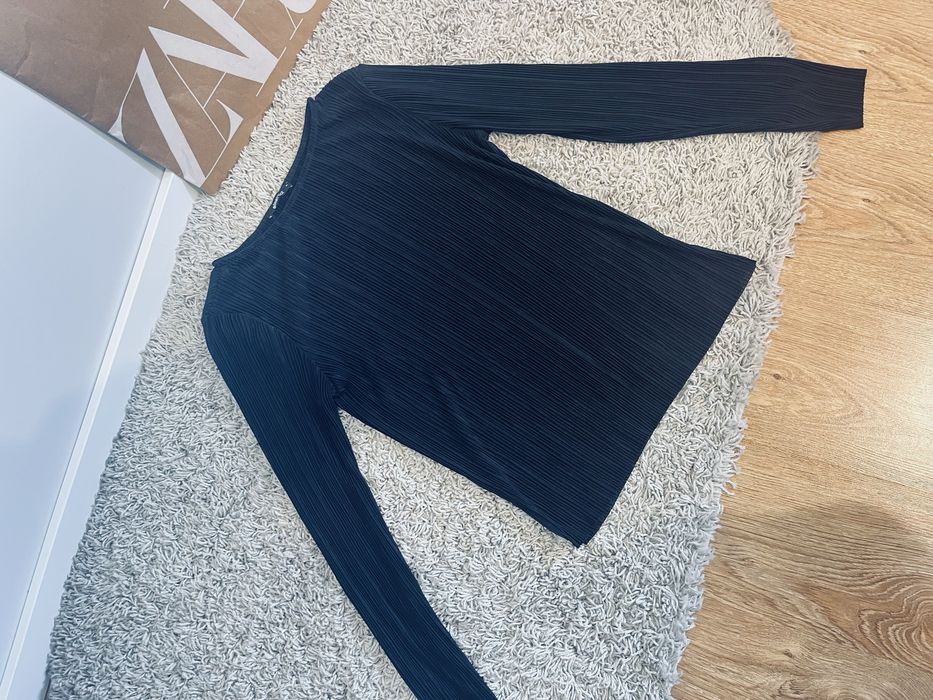 Czarna elegancka bluzka plisowana rozm xl gina tricot