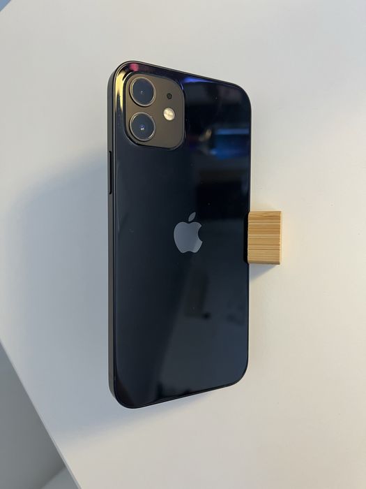 iPhone 12 128GB preto