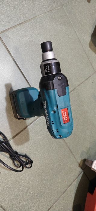 Klucz dynamometryczny Makita DFT127F 14,4 V +3x5,0 Ah +ładowarka.. PAT-KOM