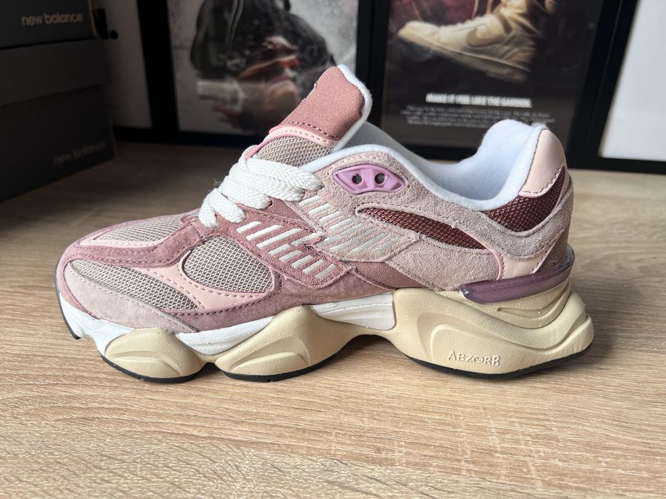 Кросівки жіночі New balance 9060 Sparrow .
