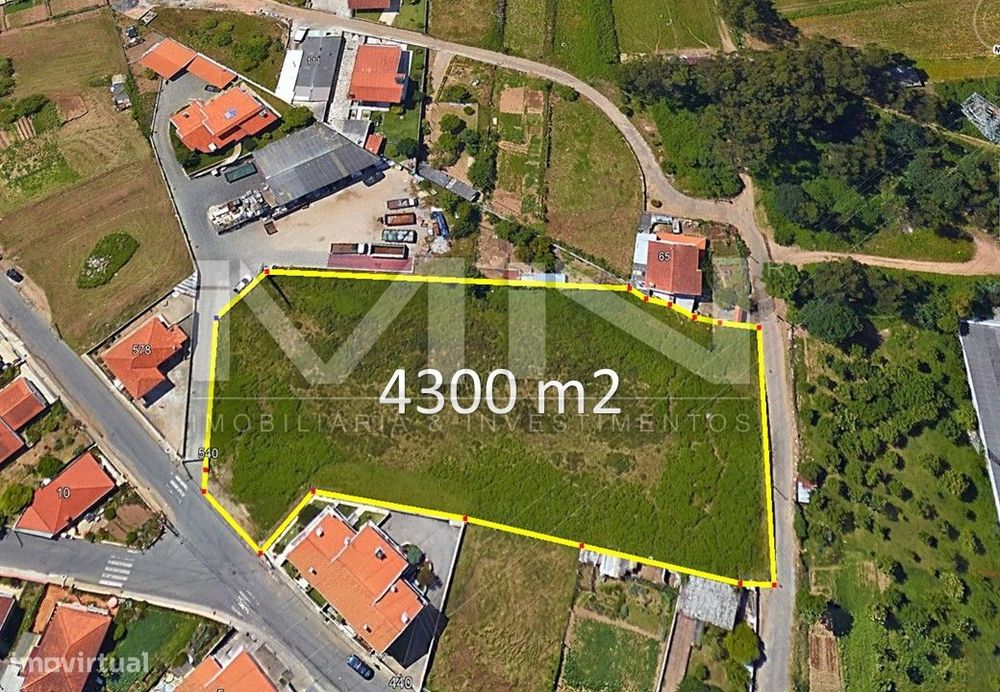 Opportunity near the Douro River: Plot with 2 frontages – 4,300 m² – Feasible