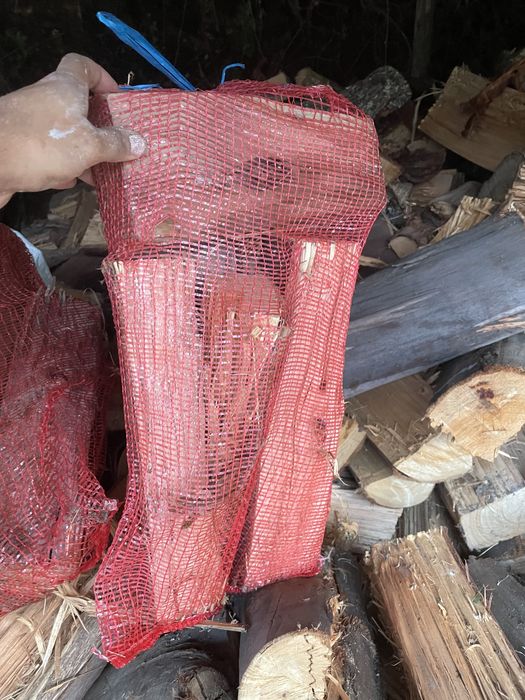 Lenha seca eucalipto e Carvalho64409180737667123