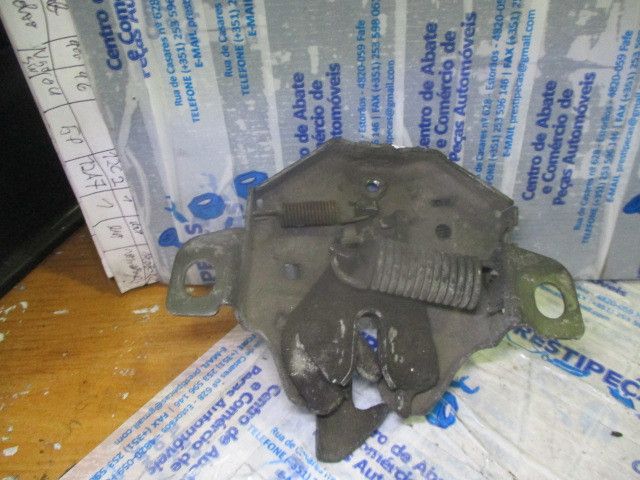 Fechadura / fecho capot HYUNDAI Accent I (X3)