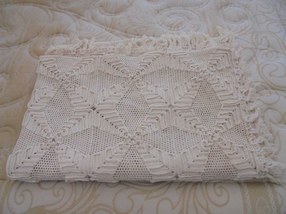 Handmade bedspread64750962335489126