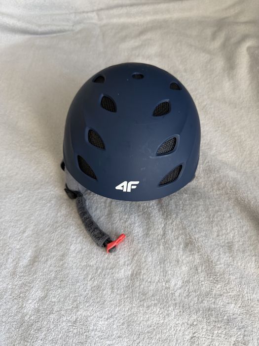 kask narciarski / snowboardowy