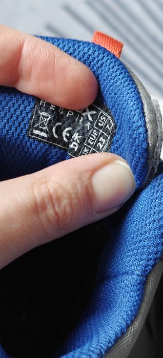 Sprzedam buty chłopięce geoxy w rozmiarze 23
