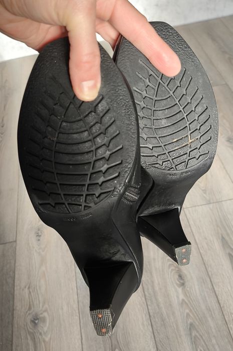 Кожані сапожки  на цегейці 40 розміру