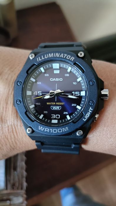 Casio MW-620H Face Azul Illuminator - New and Original64584808381825121