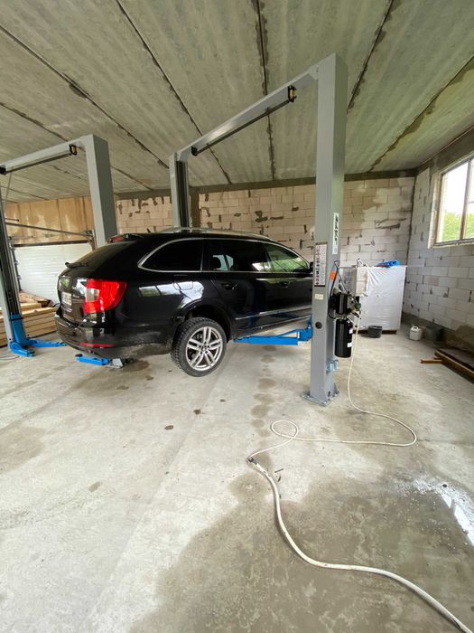 Підйомник двостоїчний 4 т .Акція!!