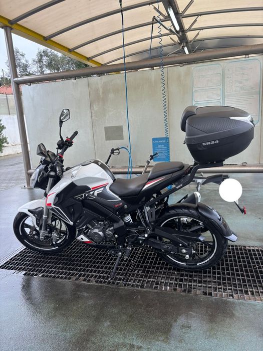 Keeway RKF 125 em excelnte estado