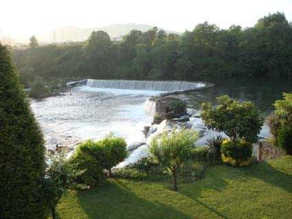 Propriedade junto ao rio Cávado em Barcelinhos, Barcelos
