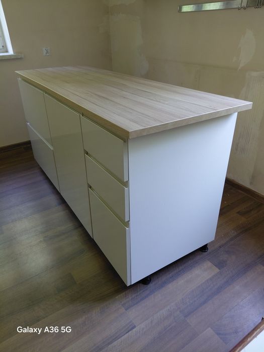 Meble IKEA z frontami Voxtorp