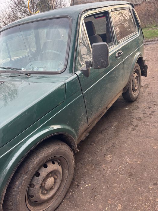 Продам авто ВАЗ 2121 на повному ходу