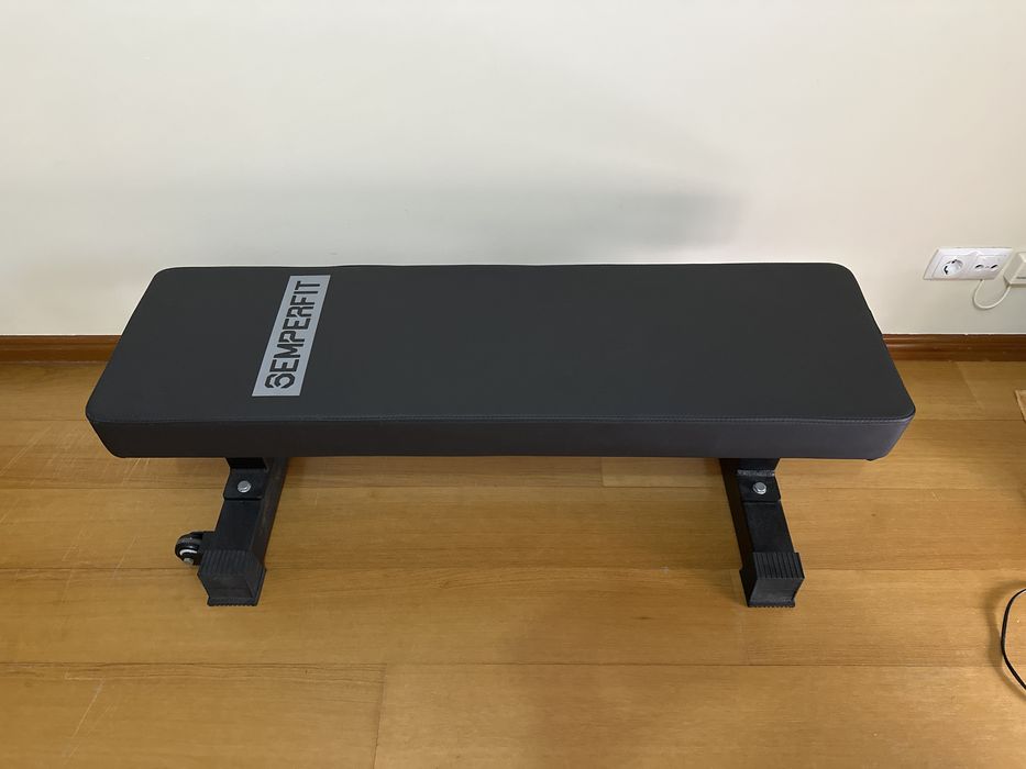 Semperfit Flat Bench475931969775226880