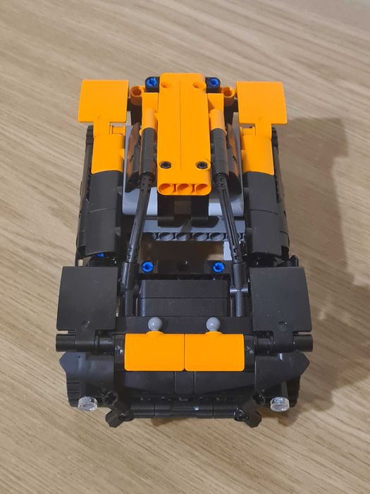 Конструктор LEGO TECHNIC 42166, оригінал